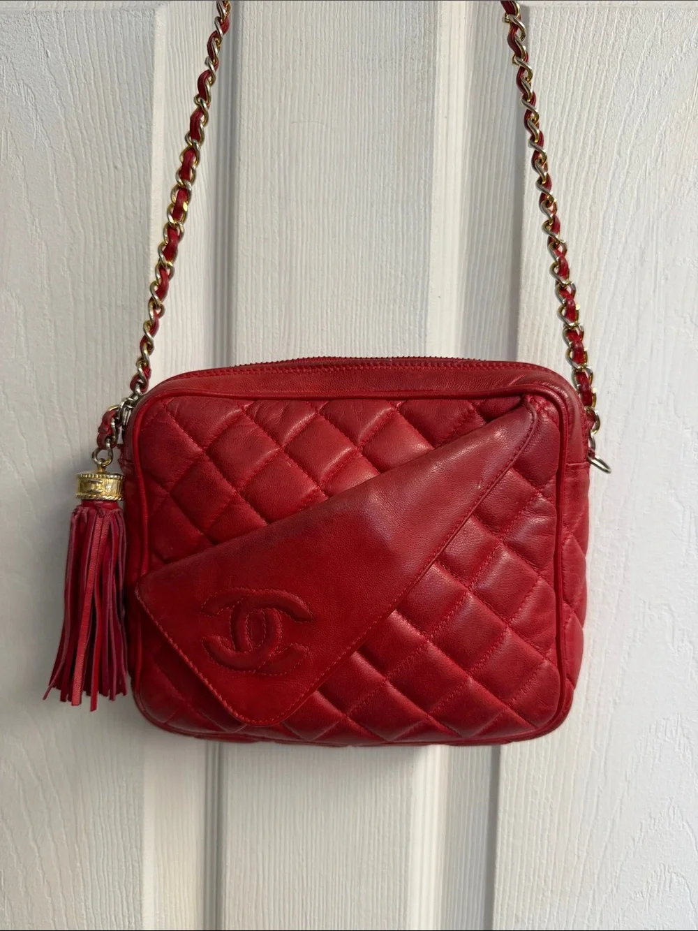 CHANEL Matelasse Fringe Lambskin Leather Fabric Red Chain Shoulder bag